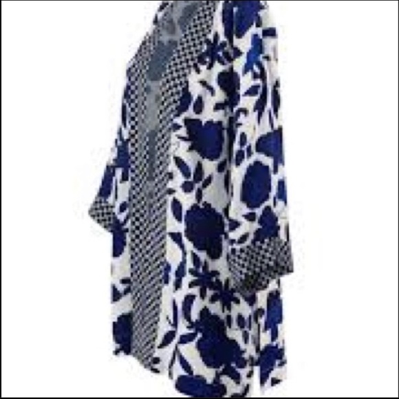 Cabi Botanical Kimono, size M/L - Picture 3 of 7